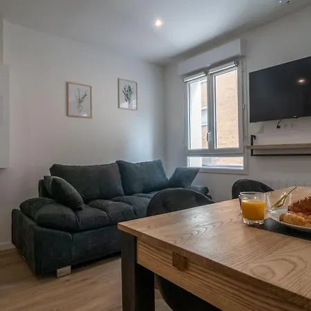 F2 Hypercentre - Proche Gare - Wifi Gratuite Appartement *